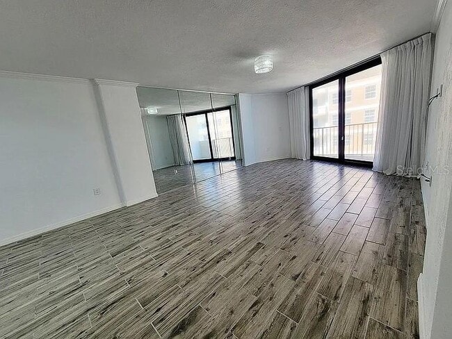 Building Photo - 1415 Ocean Shore Blvd