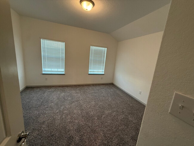 Building Photo - 7549 Briarwood Pass