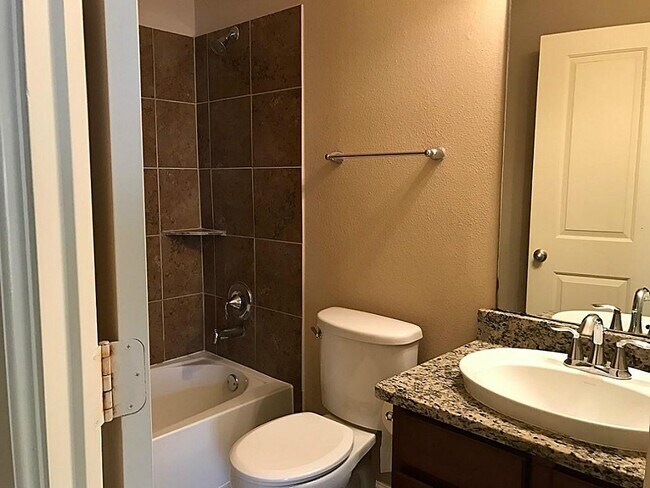 Building Photo - 7826 Gable Bridge Ln