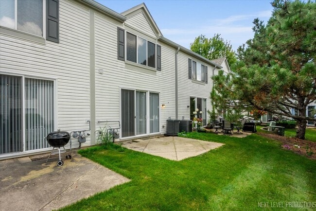Building Photo - 2553 Carrolwood Rd