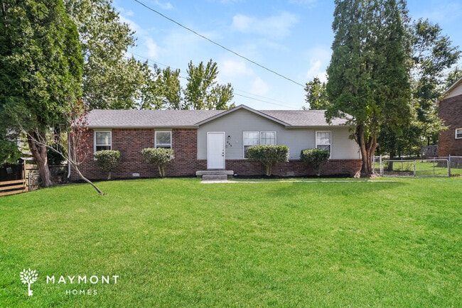 Building Photo - 632 Doane Dr