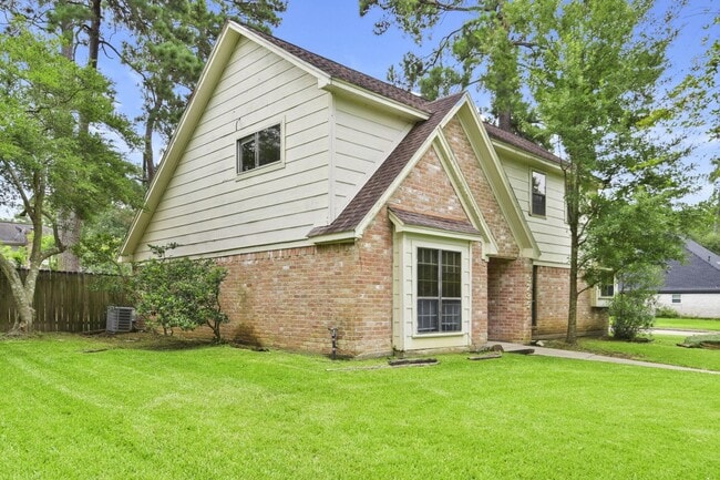 Building Photo - 3735 Pineleaf Dr