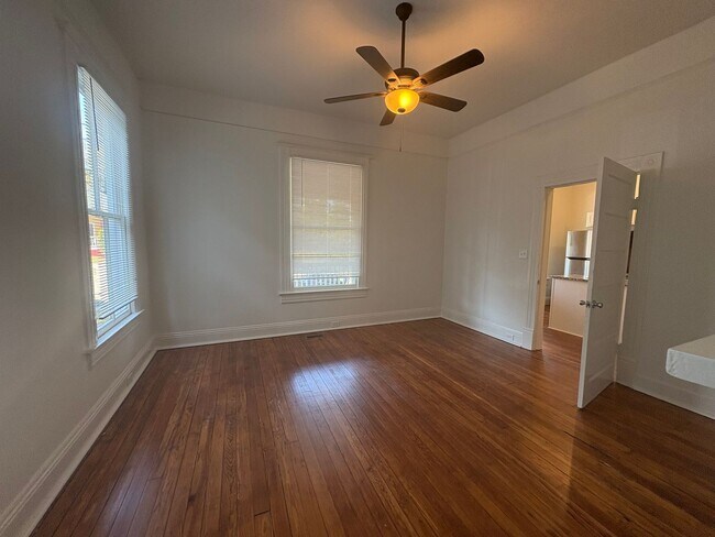 Building Photo - 169 Lamar St