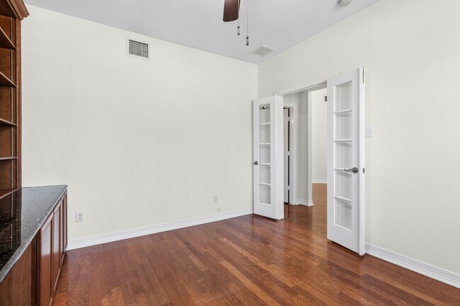 Building Photo - 5630 Ashford Ridge Ln