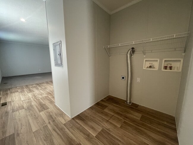 Building Photo - 15811 Croatia Dr