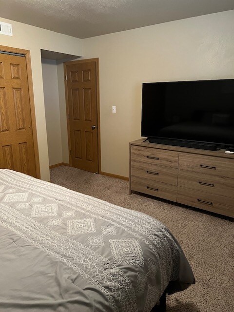 Bedroom #1 - 809 Beaufort St