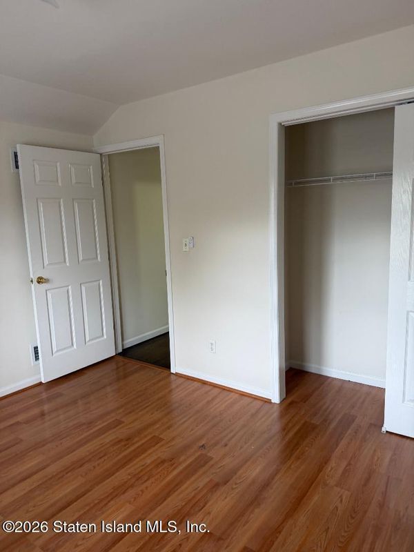 Building Photo - 564 Oder Ave