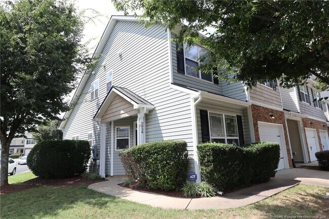 Primary Photo - 2026 Fieldhouse Ave