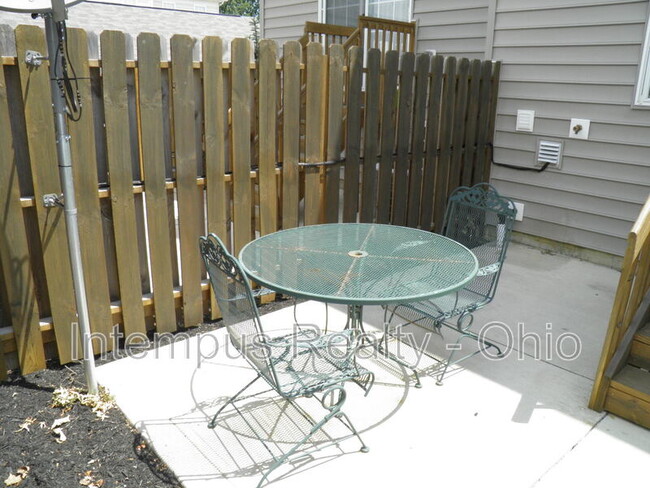 Building Photo - 3869 Dowitcher Ln