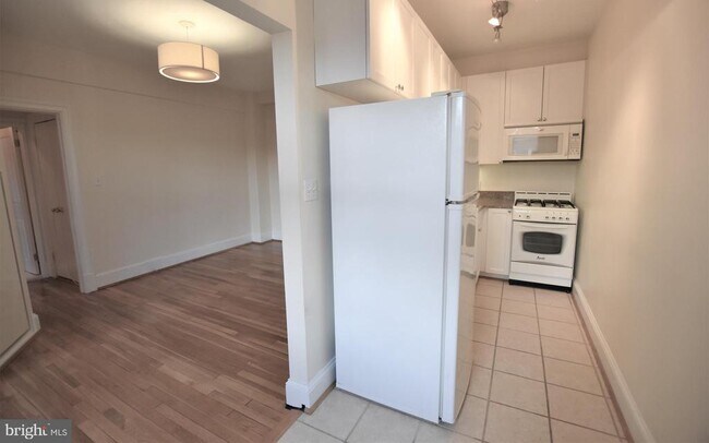 Building Photo - 3446 Connecticut Ave NW