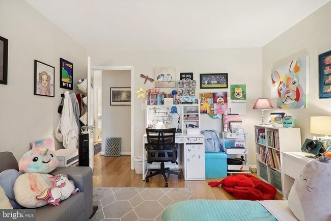 Building Photo - 2031 Approach Ln