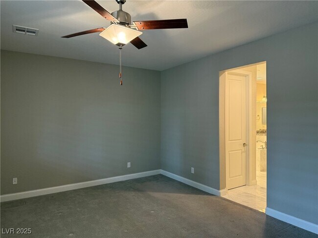 Building Photo - 8797 Pinley Spring St