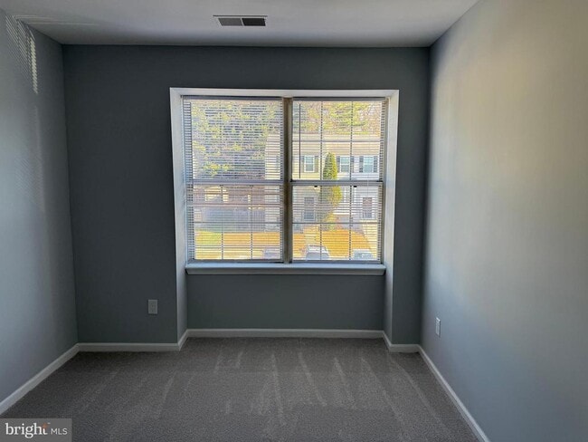 Building Photo - 1935 Winslow Ct