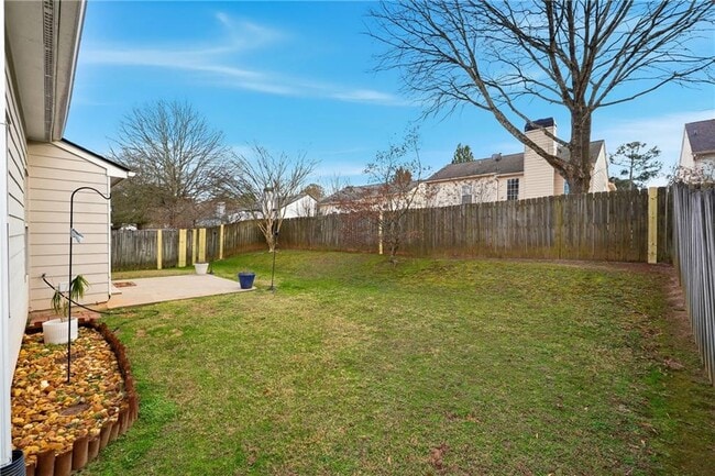 Building Photo - 2335 Winthrope Way Dr