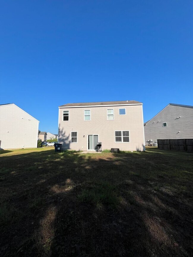 Building Photo - 751 Stradleigh Ct