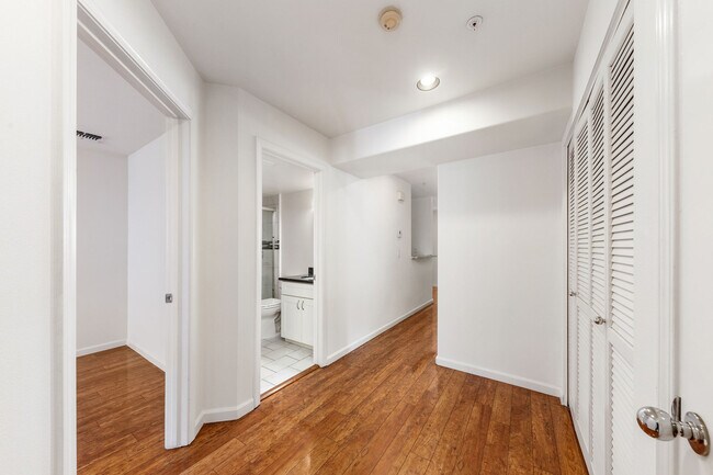 Building Photo - 979 Asilomar Terrace