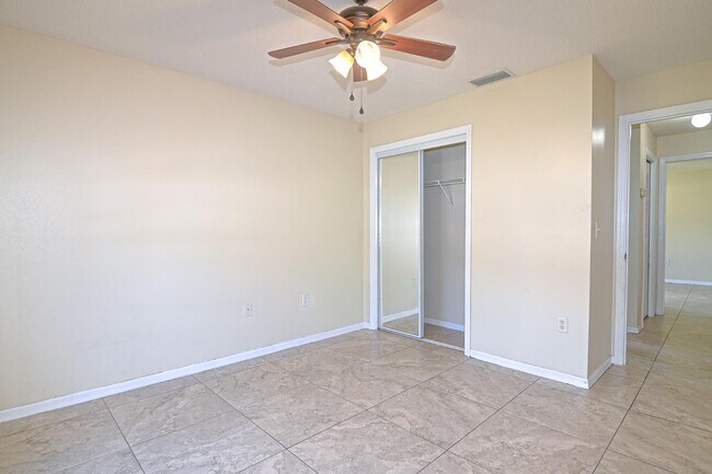 Building Photo - 2238 Mystic Ring Loop