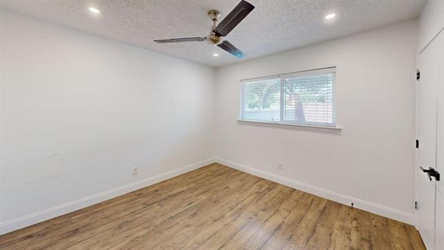 Building Photo - 2131 Blossom Ln