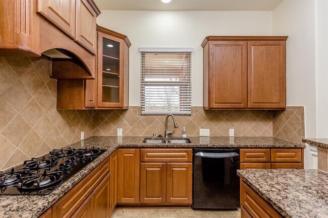 Building Photo - 9227 Mystic Falls Ln