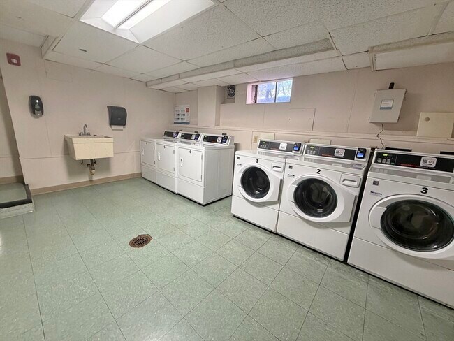 Building Photo - 2 Hammond Pond Pkwy