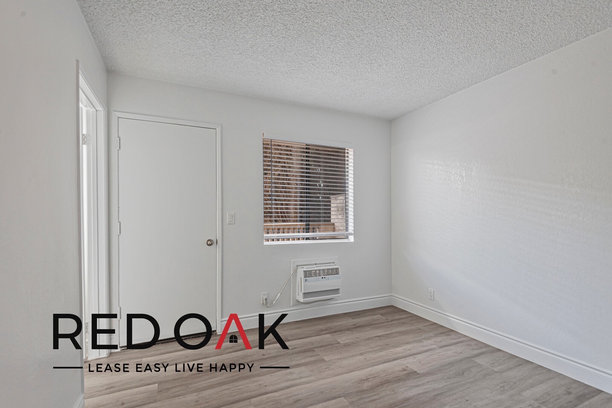 Building Photo - 1542 Orizaba Ave