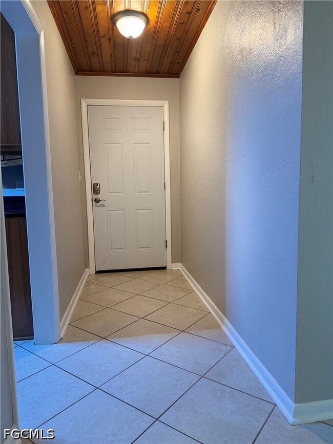 Building Photo - 48 Harbor Cir