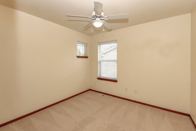 Building Photo - Spacious 4-Bedroom DuPont Home with AC