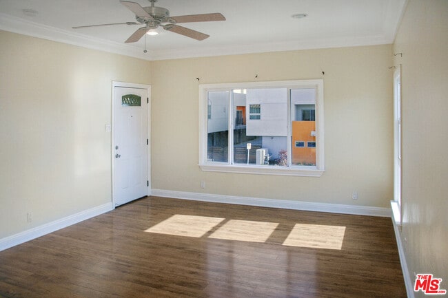 Building Photo - 6071 1/2 Pickford St