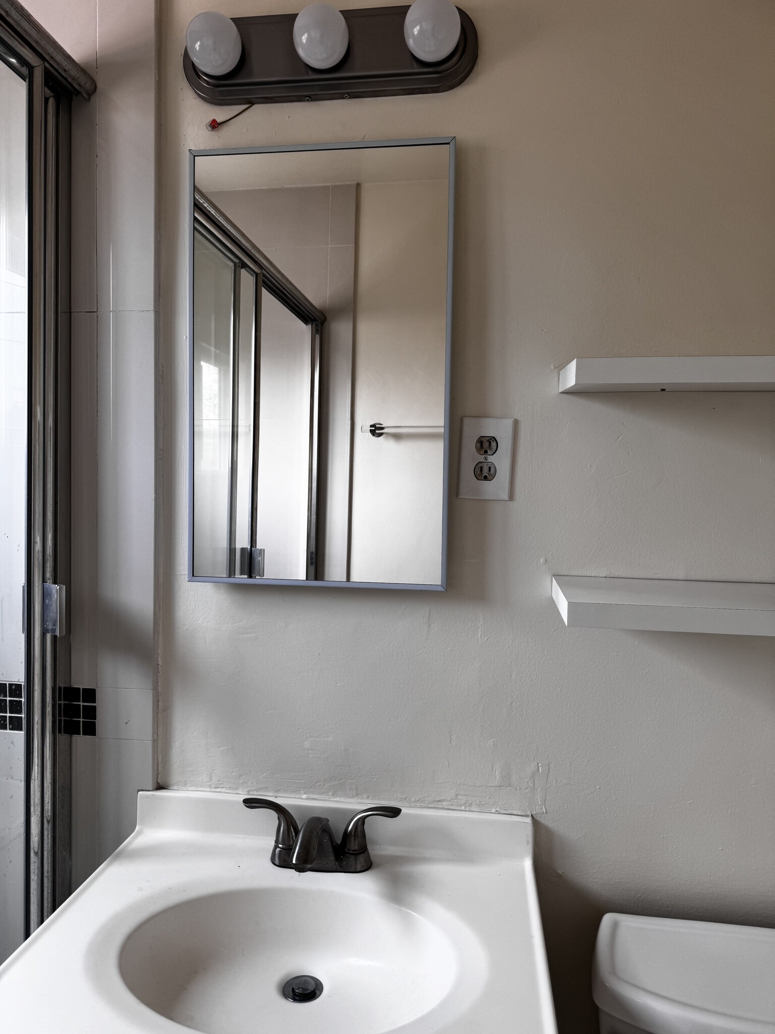 Bathroom - 3574 Wesley St