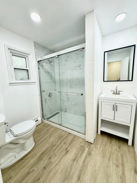 Building Photo - 76 Greenville Ave