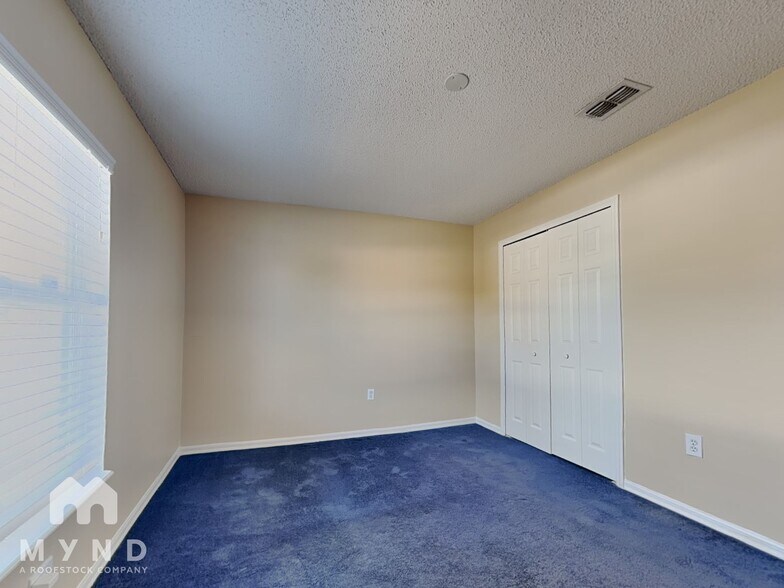 Building Photo - 12244 Pine Bluff St