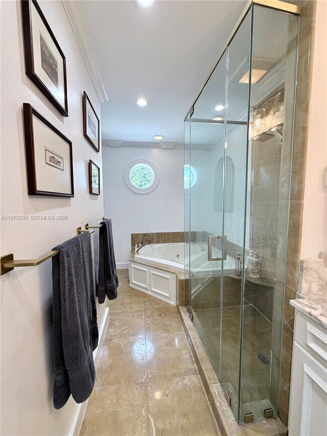 Building Photo - 1222 Ferdinand St