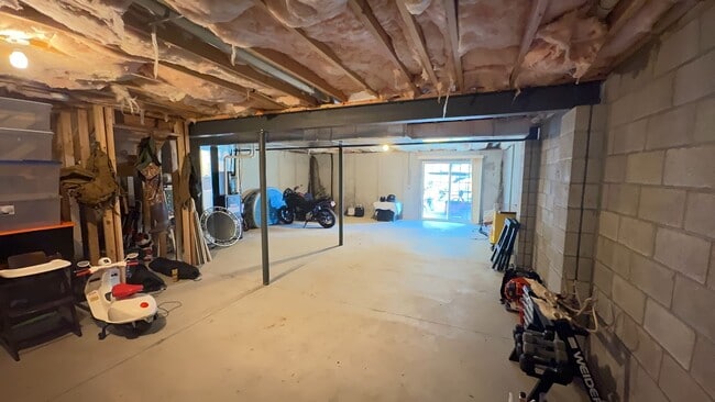 Building Photo - Beautiful 3 Bedroom Townhome in Elizabethtown!