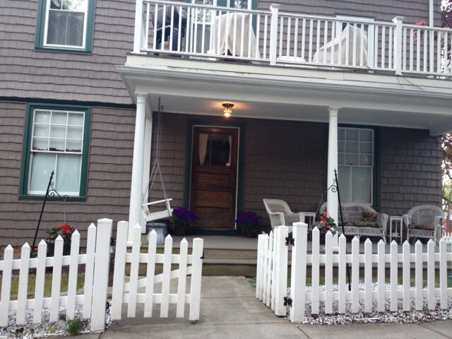 Building Photo - 78 Brington Rd