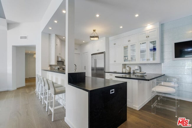 Building Photo - 10100 Empyrean Way