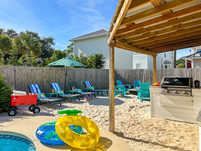 Building Photo - 94 Cobia St