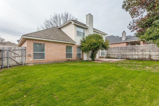 Building Photo - 8434 Golf Club Cir