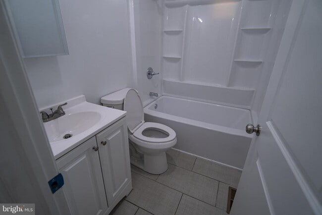 Building Photo - 2410 Wharton St
