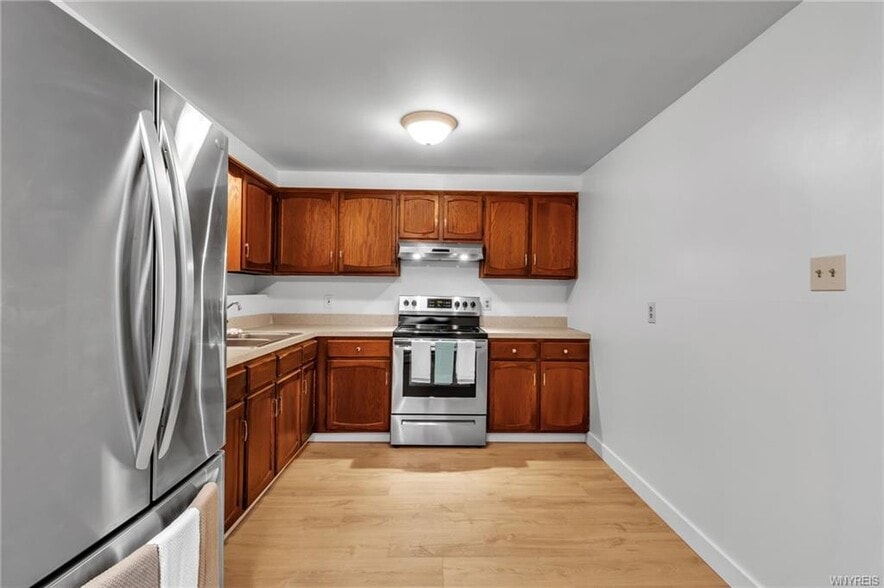 Kitchen - 28 Mead St