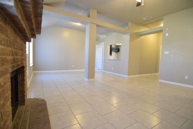 Building Photo - 3403 Granite Dr