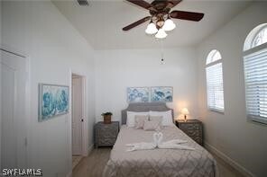 Building Photo - 11002 Vanderbilt Dr