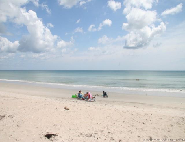 Building Photo - 7400 S Ocean Dr