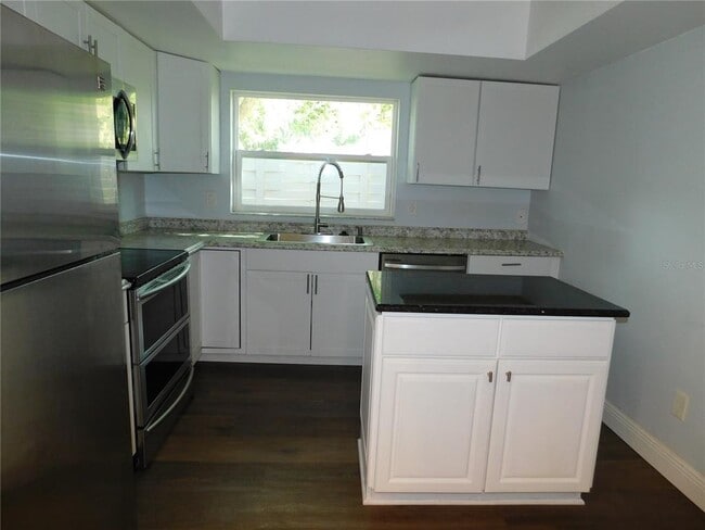 Building Photo - 2561 Forest Run Ct