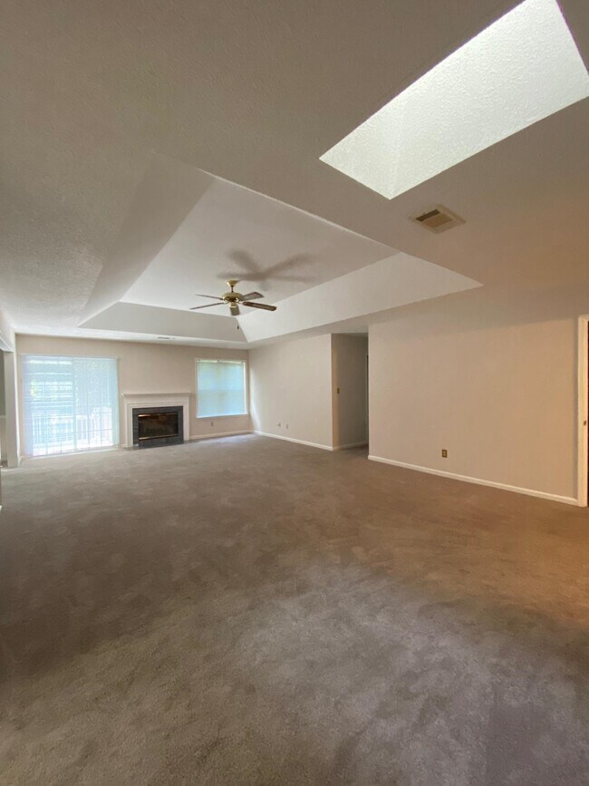 Building Photo - 3008 Harpers Ferry Dr