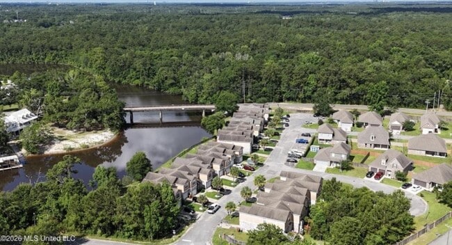 Building Photo - 3458 Riverbend Cove