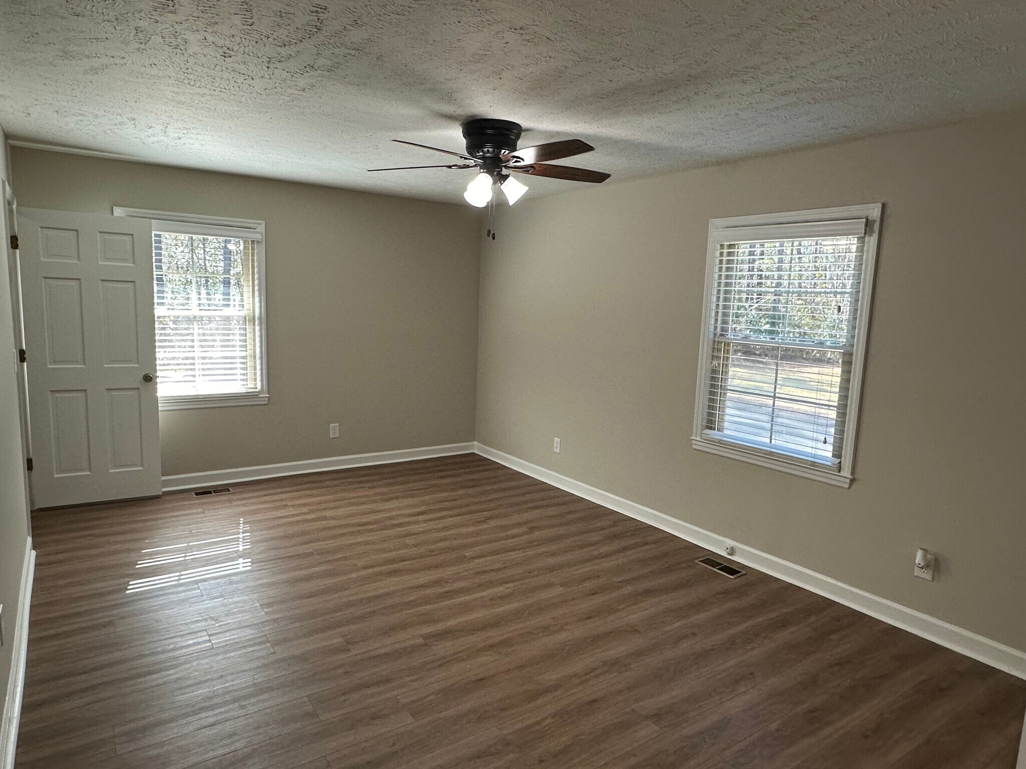 Building Photo - 3262 Hughes Gasque Rd