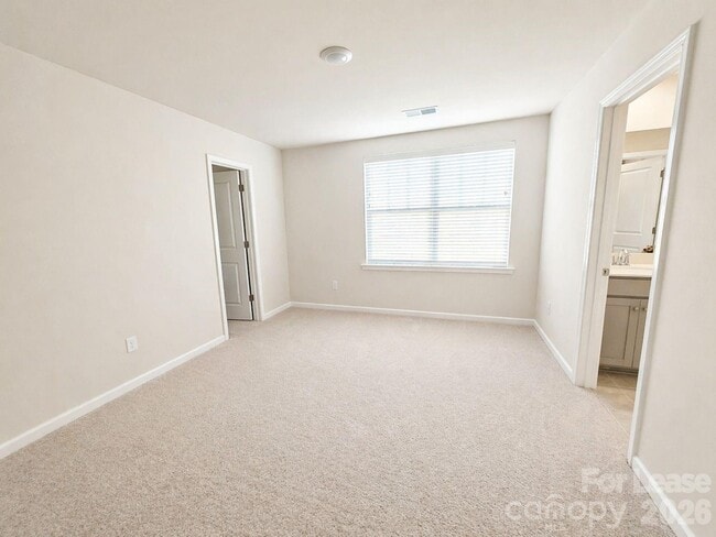 Building Photo - 15104 Moulin Ct Dr