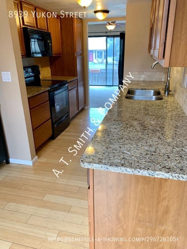 Building Photo - 8939 Yukon St