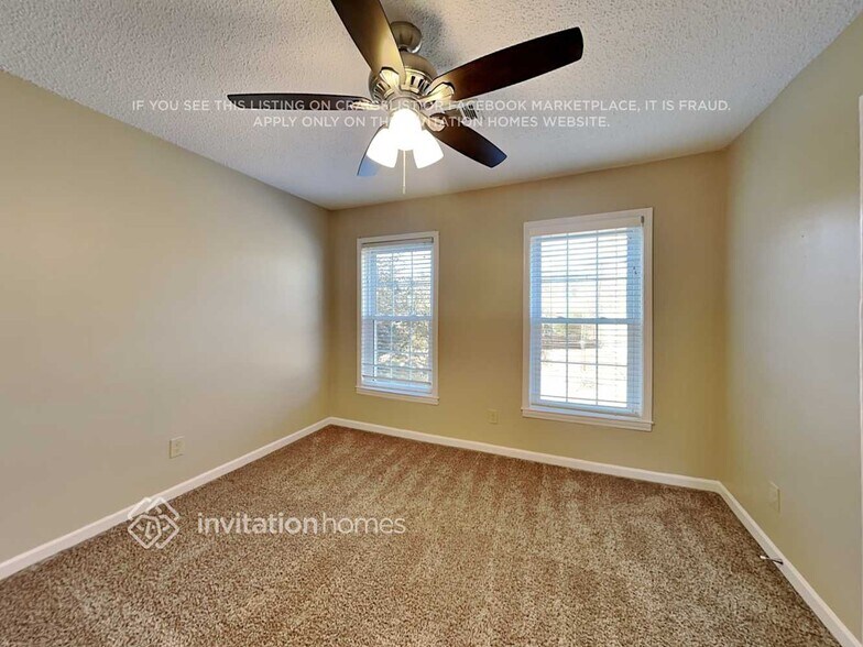 Building Photo - 3250 Ethan Dr