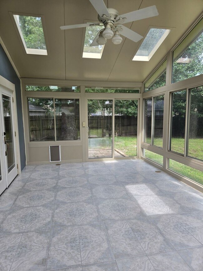 Building Photo - 3804 Daiquiri Ct